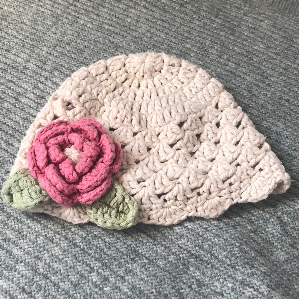 Girls hand knit hat